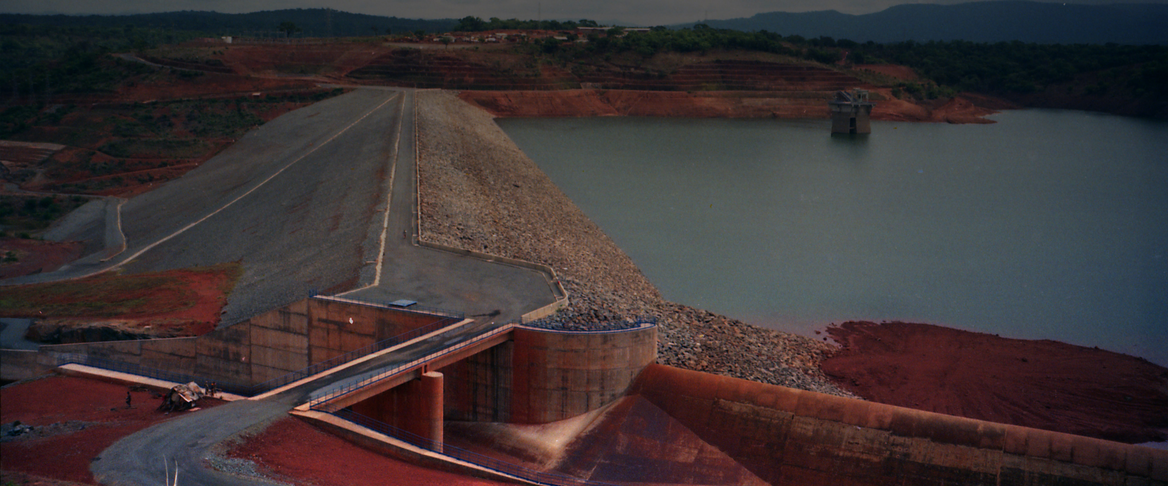 HERO DIGA DI GARAFIRI ZOOM